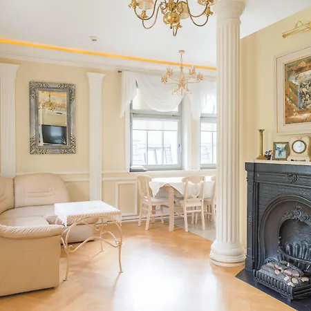 Aleksander Premium Ul Boh Monte Cassino Z Garazem *