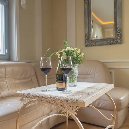 Aleksander Premium Ul Boh Monte Cassino Z Garażem *