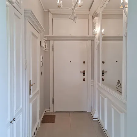 Aleksander Premium Ul Boh Monte Cassino Z Garazem