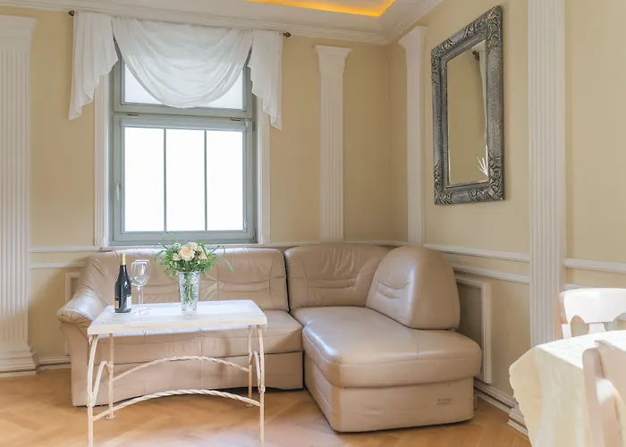 Aleksander Premium Ul Boh Monte Cassino Z Garazem